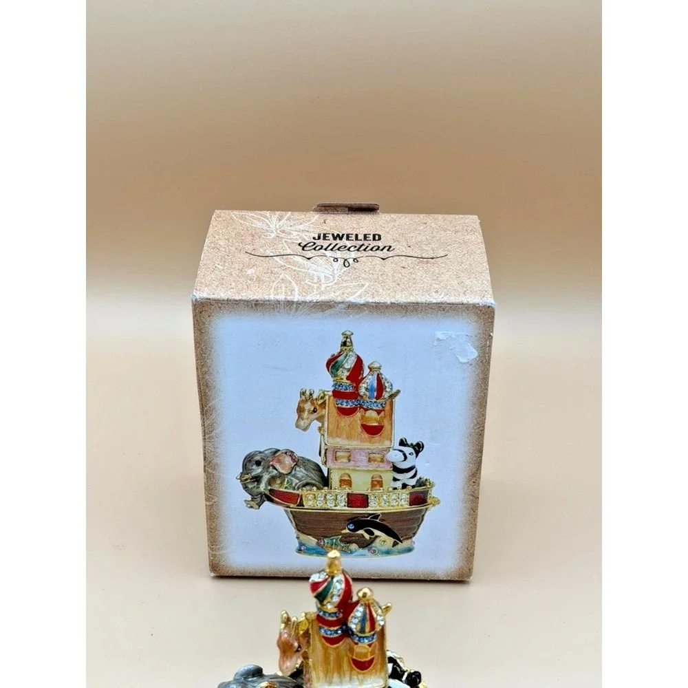Cracker Barrel Jeweled Noah's Ark Hinged Trinket Box Animals w/ Box